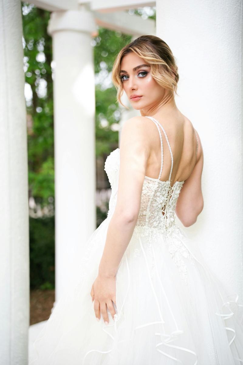 modern bride